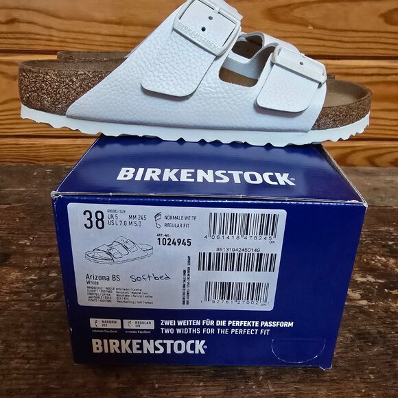 NWT genuine leather Birkenstock Arizona's with softbed in size 38EU/7US regular - Picture 3 of 4